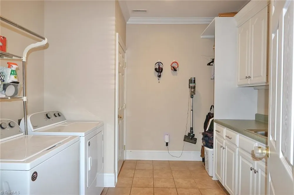 531 Westbrook Street Jonesville, NC 28642