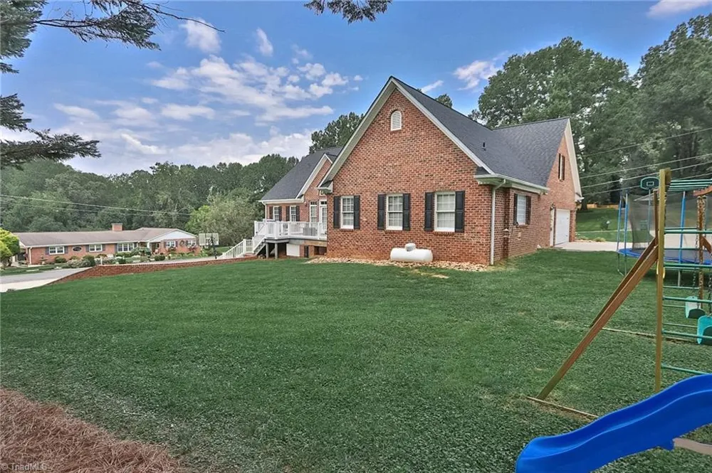 531 Westbrook Street Jonesville, NC 28642