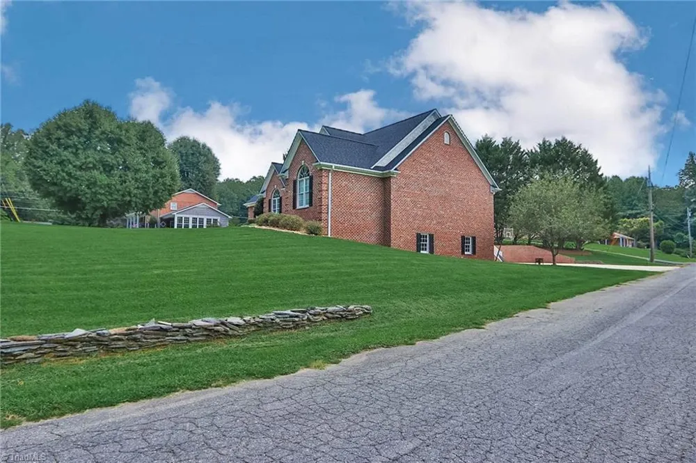 531 Westbrook Street Jonesville, NC 28642