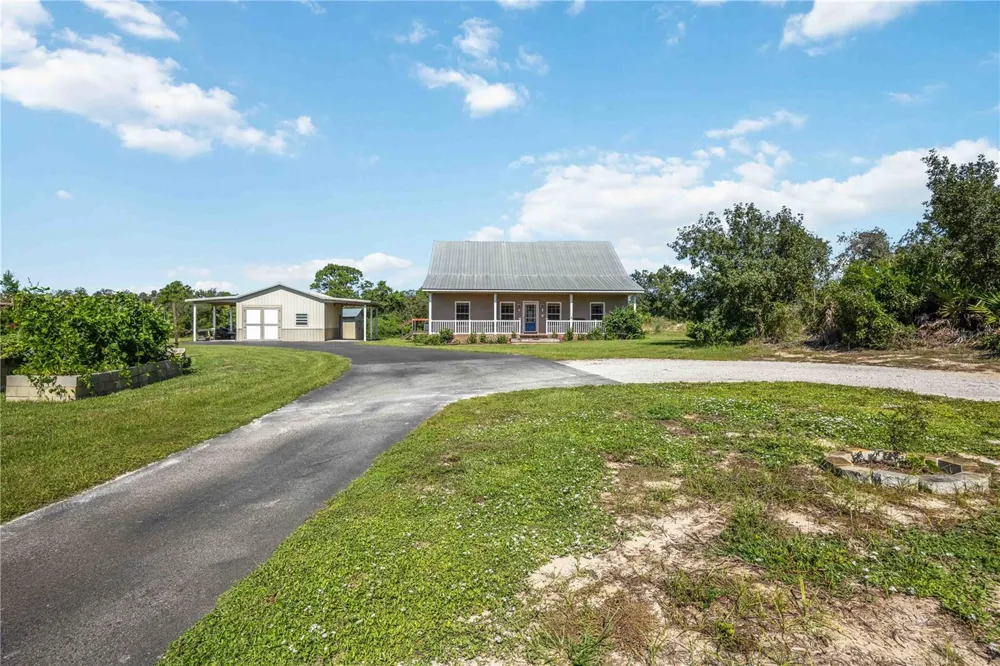 2711 SNYDER ROAD Sebring, FL 33870