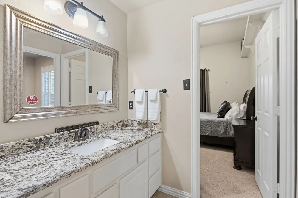 809 Weybridge Lane Keller, TX 76248