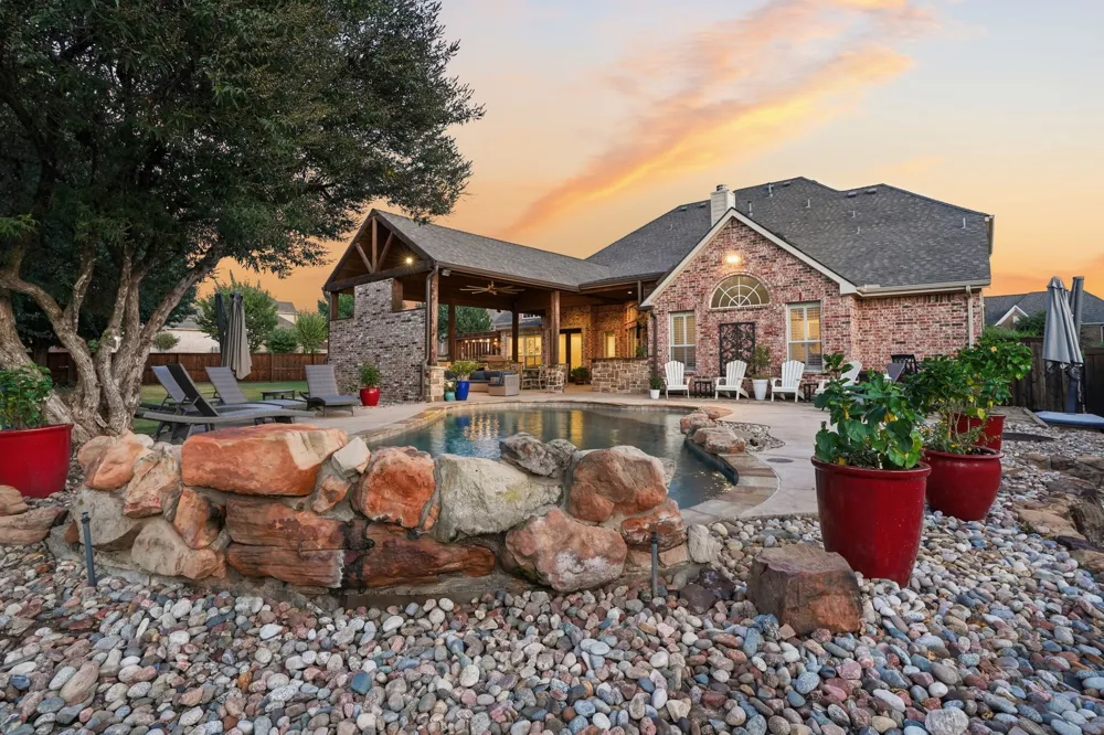 809 Weybridge Lane Keller, TX 76248