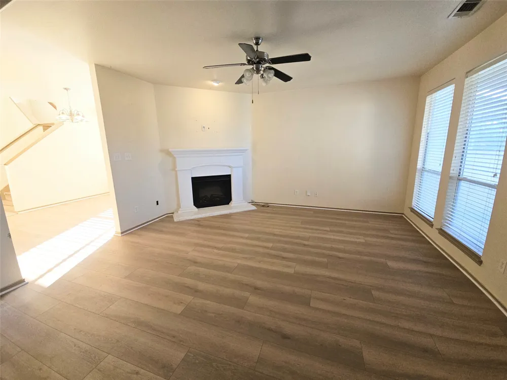 10945 Hawks Landing Road Fort Worth, TX 76052