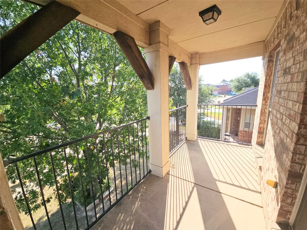 10945 Hawks Landing Road Fort Worth, TX 76052