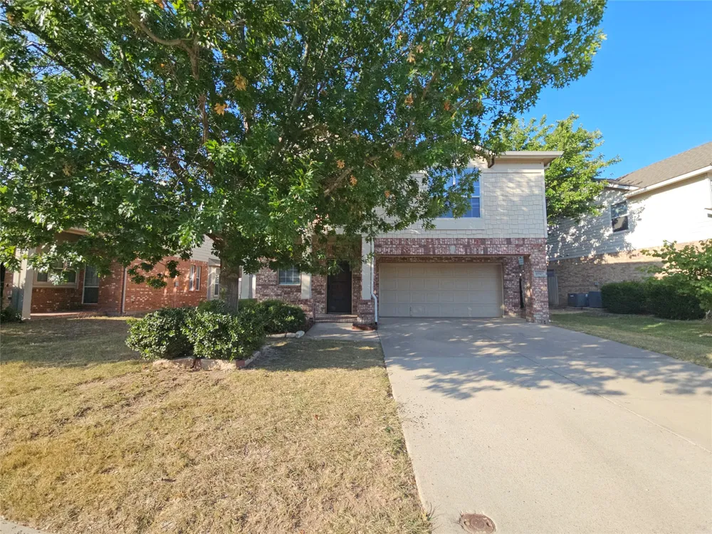 10945 Hawks Landing Road Fort Worth, TX 76052
