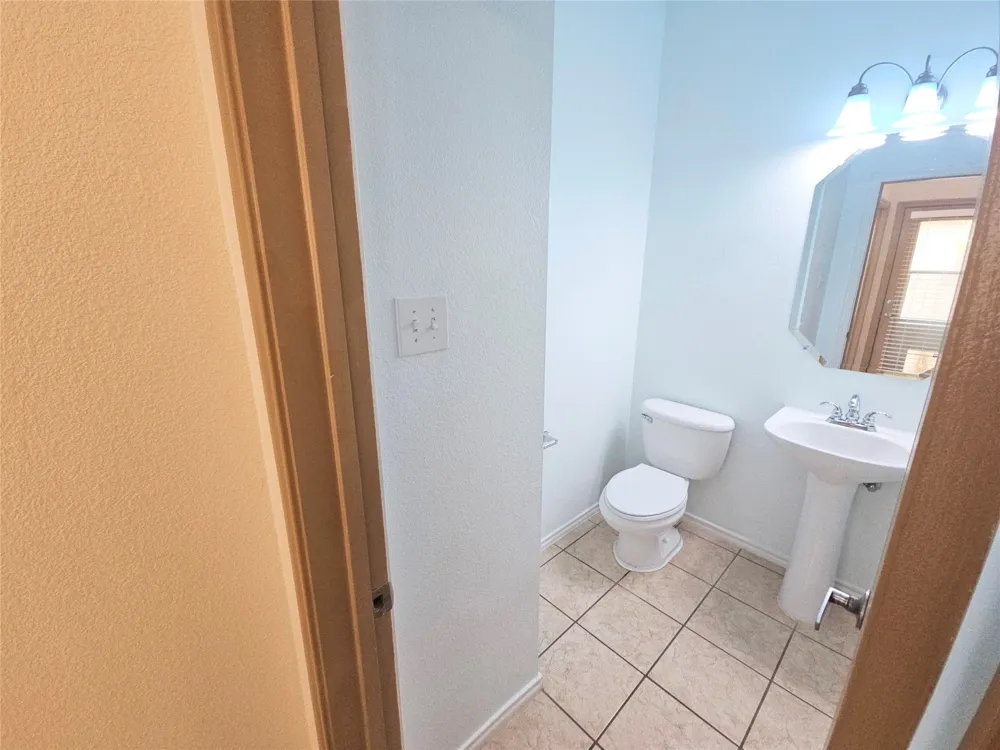10945 Hawks Landing Road Fort Worth, TX 76052