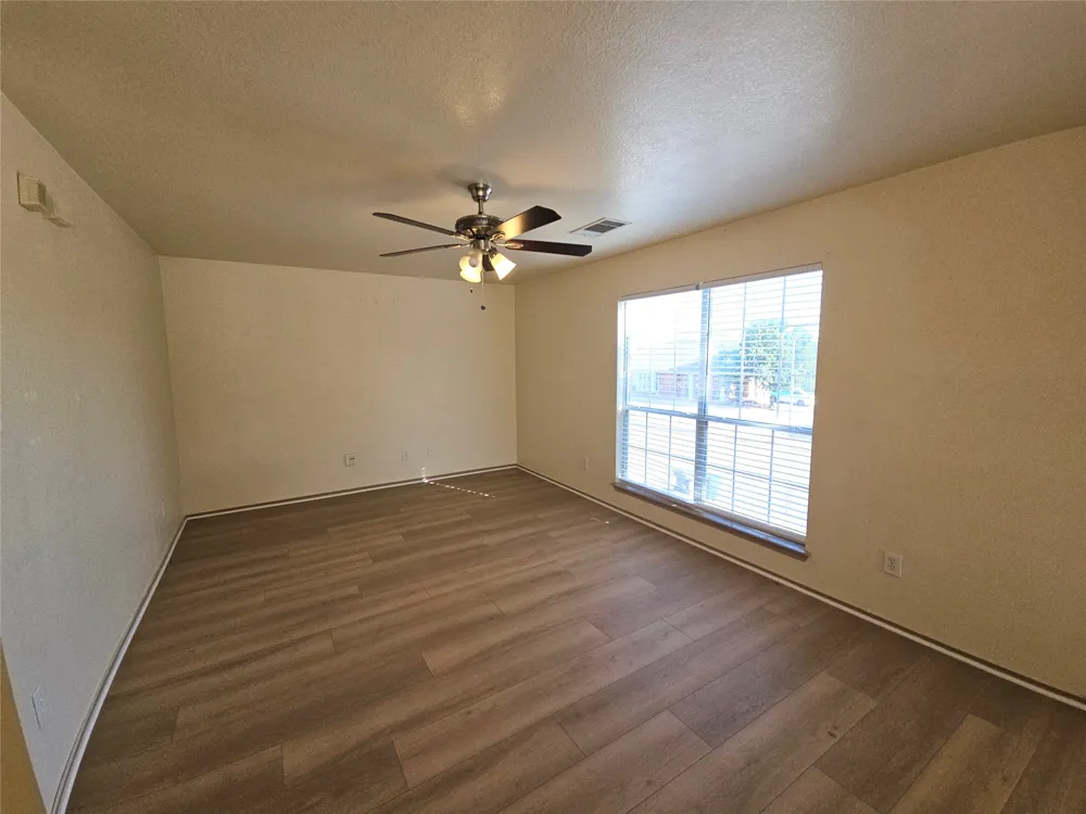 10945 Hawks Landing Road Fort Worth, TX 76052