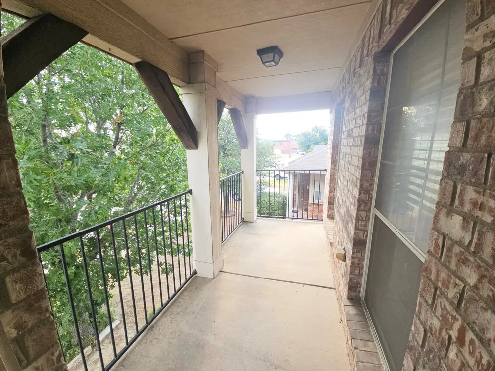 10945 Hawks Landing Road Fort Worth, TX 76052