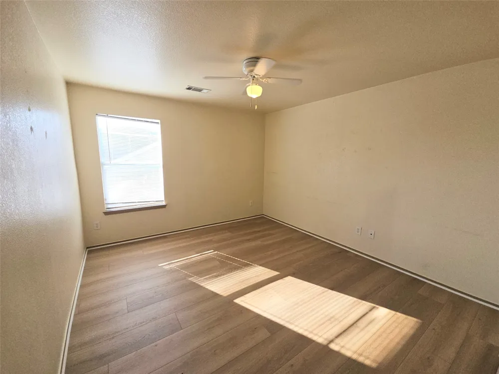 10945 Hawks Landing Road Fort Worth, TX 76052