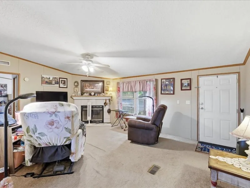7515 County Road 1014a Joshua, TX 76058