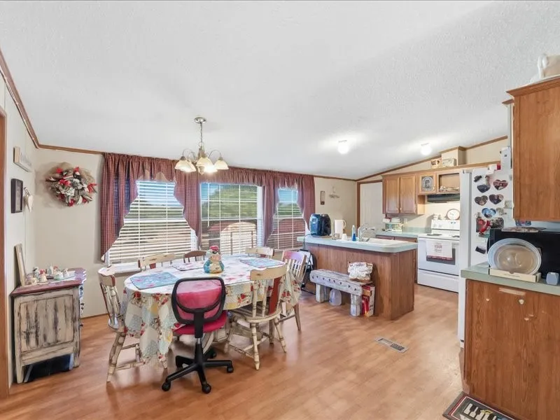 7515 County Road 1014a Joshua, TX 76058
