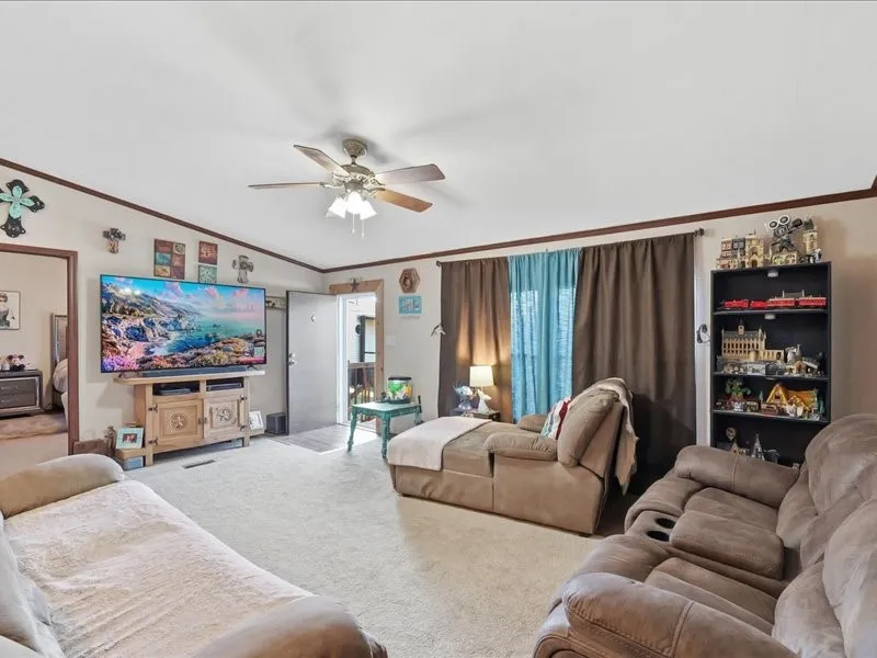 7515 County Road 1014a Joshua, TX 76058