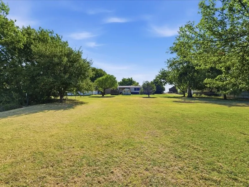 7515 County Road 1014a Joshua, TX 76058
