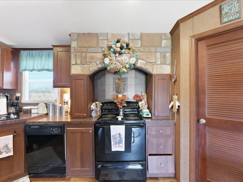 7515 County Road 1014a Joshua, TX 76058