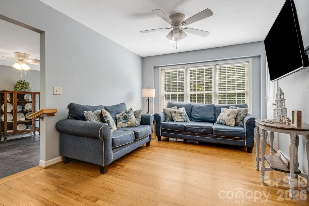 303 Hunter Street Burnsville, NC 28714
