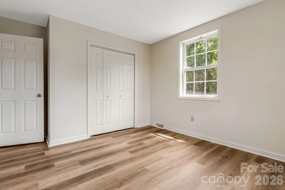 303 Hunter Street Burnsville, NC 28714