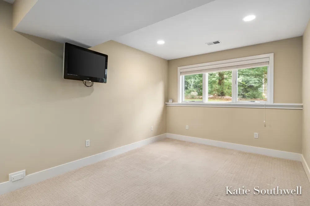 4667 Sundial Drive NE Plainfield Charter Township, MI 49525
