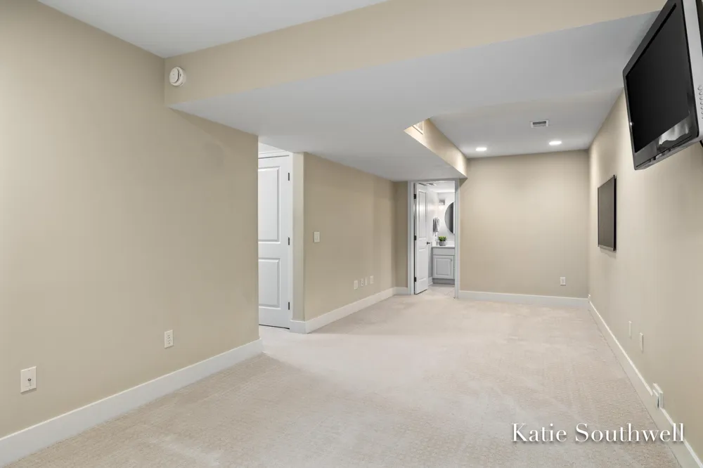 4667 Sundial Drive NE Plainfield Charter Township, MI 49525