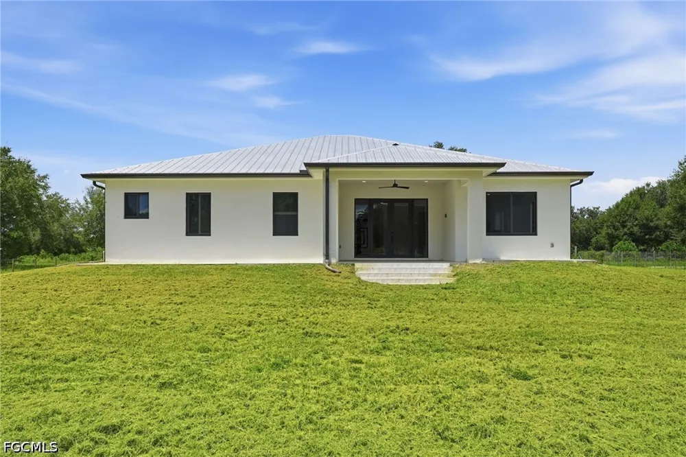 Estribo Street Clewiston, FL 33440