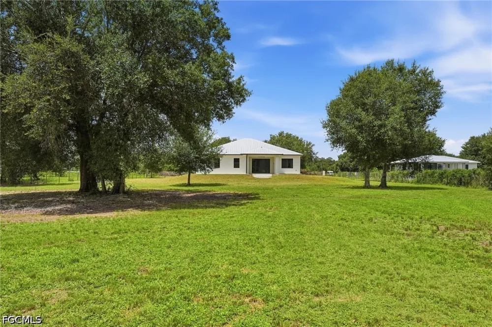 Estribo Street Clewiston, FL 33440