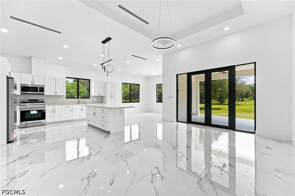 Estribo Street Clewiston, FL 33440