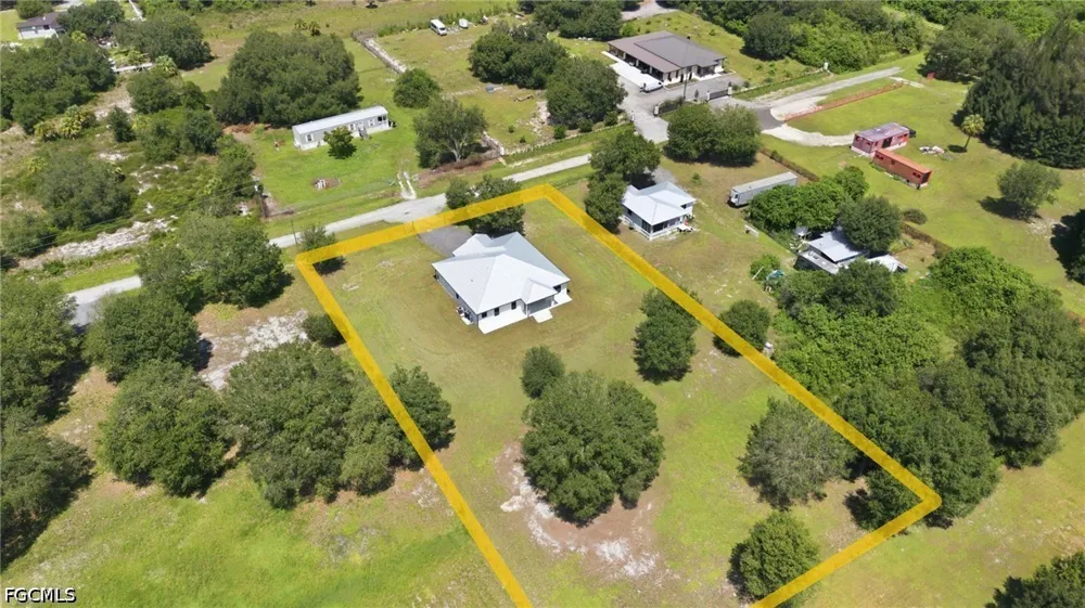 Estribo Street Clewiston, FL 33440
