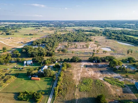 453 County Road 3383