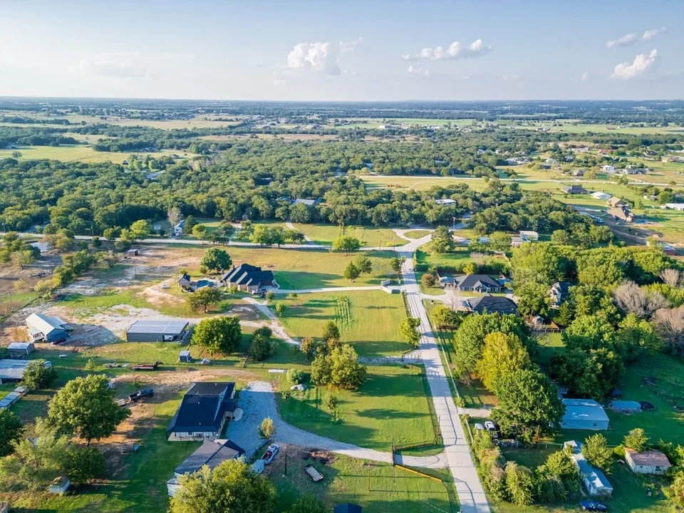 453 County Road 3383 Paradise, TX 76073