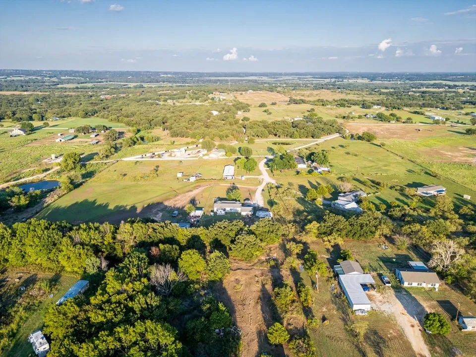 453 County Road 3383 Paradise, TX 76073