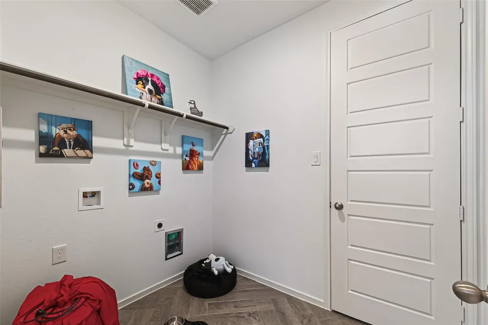 13610 Lago Vista Drive Iowa Colony, TX 77583
