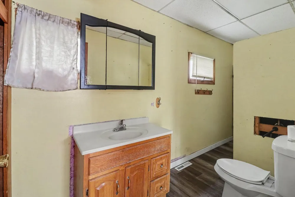 164 Deming Road Shelby, MI 49455