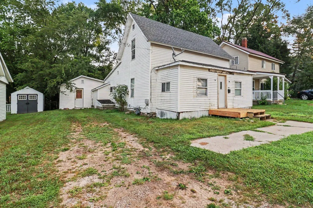 164 Deming Road Shelby, MI 49455