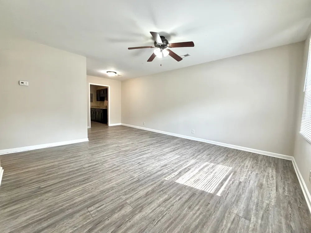 412 Redbud Ln Clarksville, TN 37043
