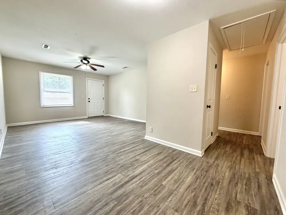 412 Redbud Ln Clarksville, TN 37043