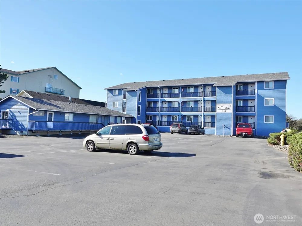 835 Ocean Shores Boulevard NW #206 Ocean Shores, WA 98569