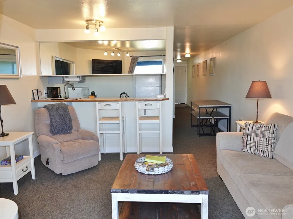 835 Ocean Shores Boulevard NW #206 Ocean Shores, WA 98569
