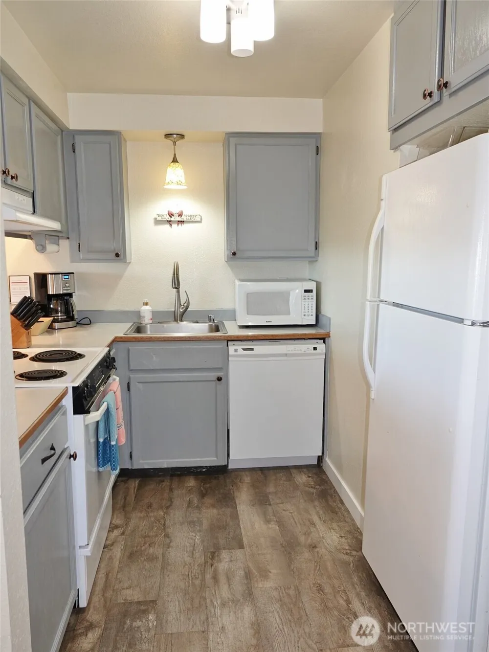 835 Ocean Shores Boulevard NW #206 Ocean Shores, WA 98569