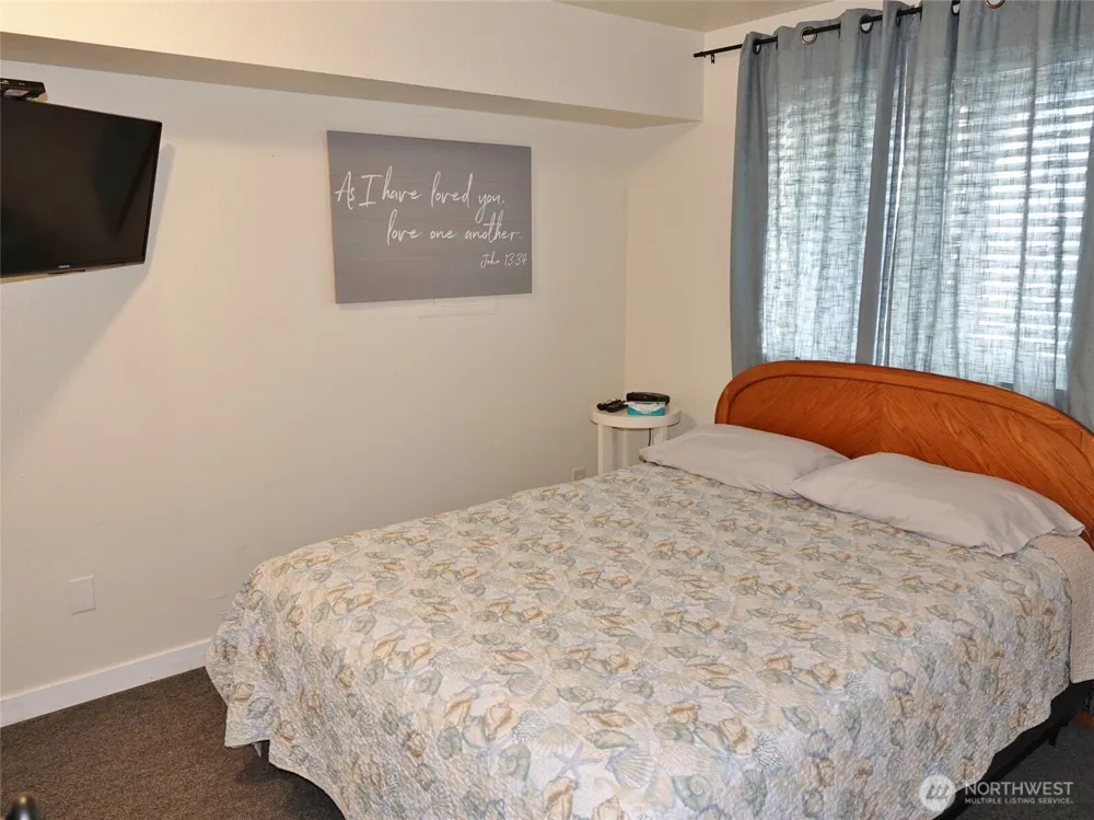 835 Ocean Shores Boulevard NW #206 Ocean Shores, WA 98569