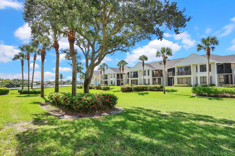 19149 SE Sea Turtle Court #105A Jupiter, FL 33469