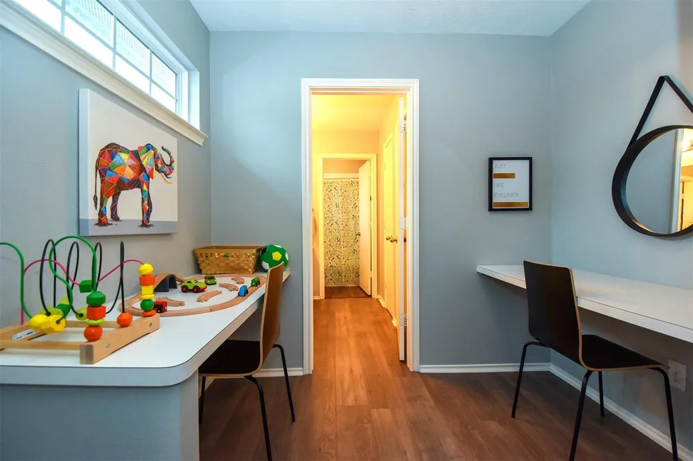 11007 Shumard Oak Court Houston, TX 77065