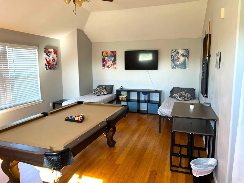 11007 Shumard Oak Court Houston, TX 77065