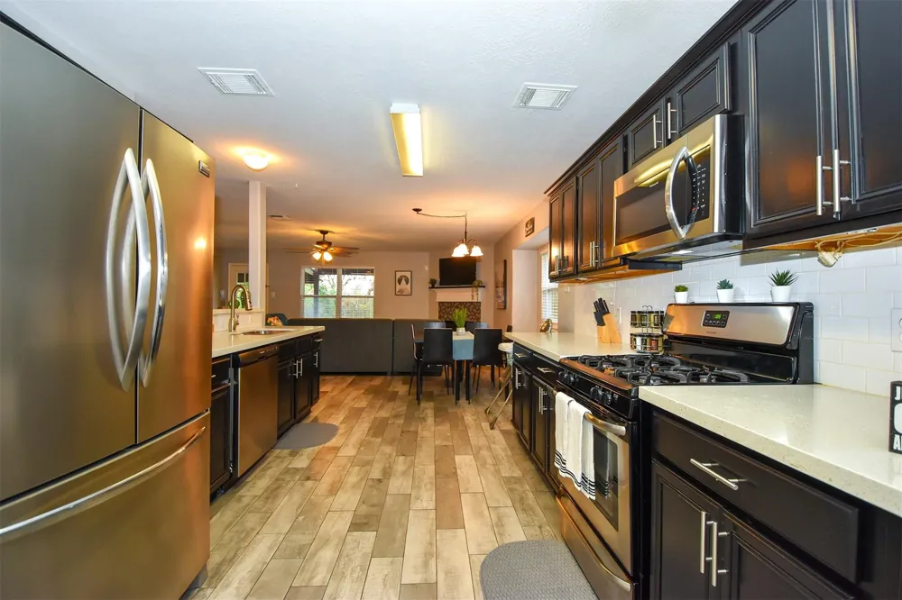 11007 Shumard Oak Court Houston, TX 77065