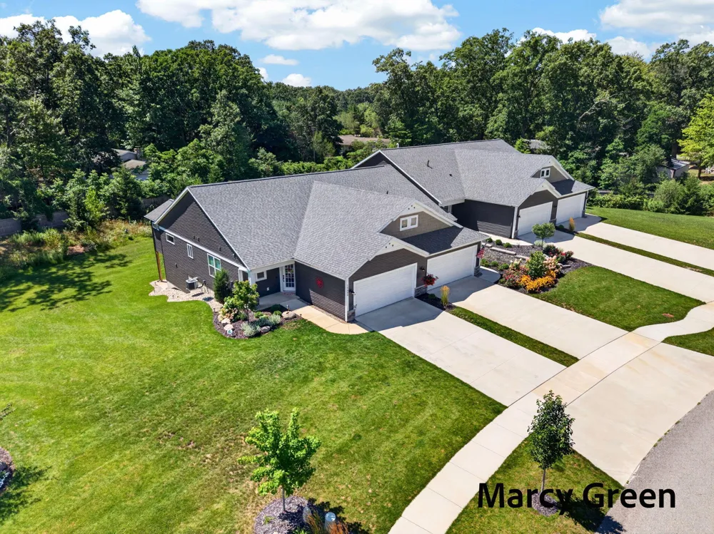 15080 Kingfisher Way Grand Haven, MI 49417