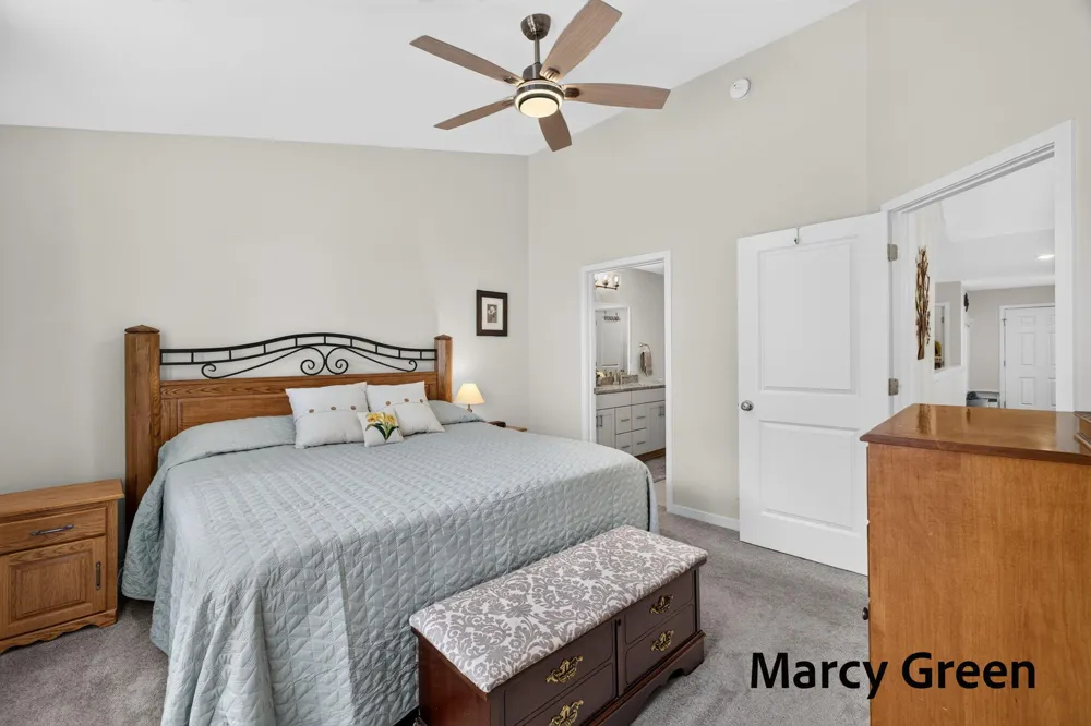 15080 Kingfisher Way Grand Haven, MI 49417