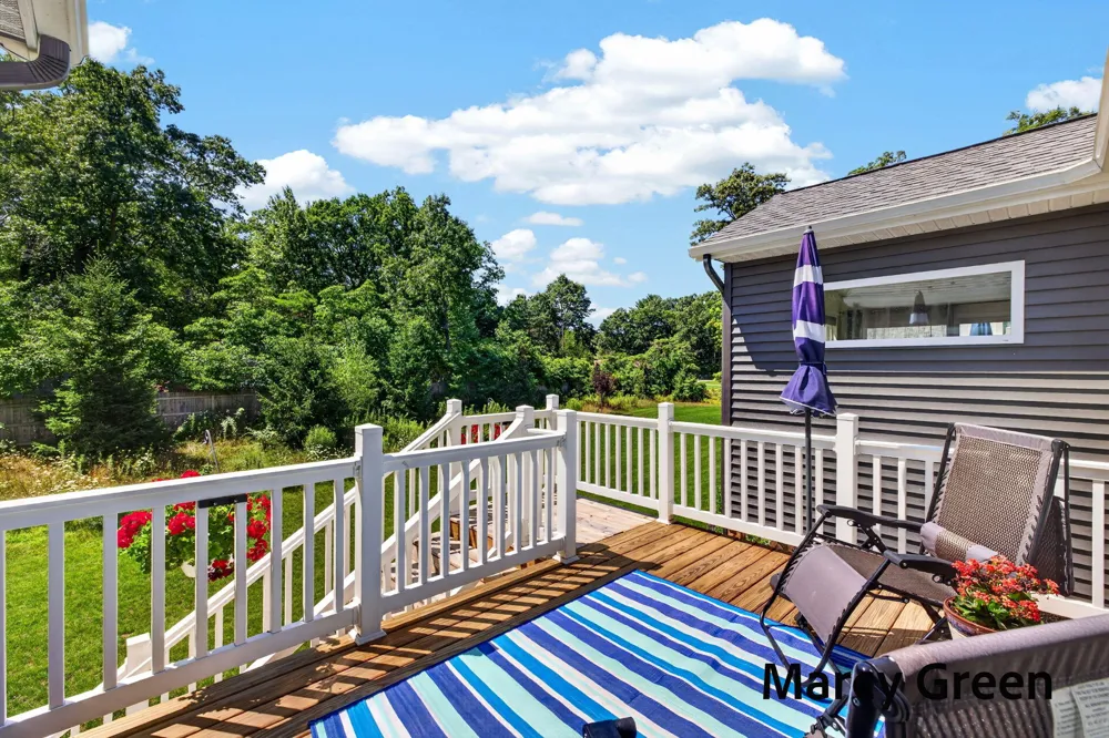 15080 Kingfisher Way Grand Haven, MI 49417