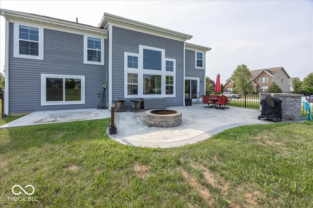 8740 Buttonbush Circle Plainfield, IN 46168