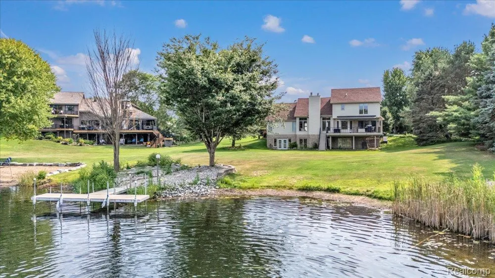 4100 Newcastle Drive Clarkston City, MI 48348