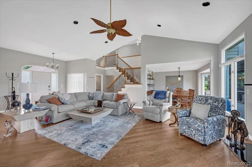 4100 Newcastle Drive Clarkston City, MI 48348