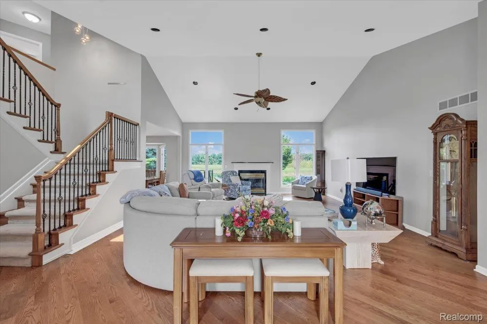 4100 Newcastle Drive Clarkston City, MI 48348
