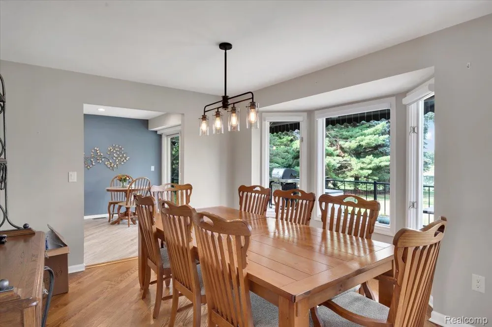 4100 Newcastle Drive Clarkston City, MI 48348
